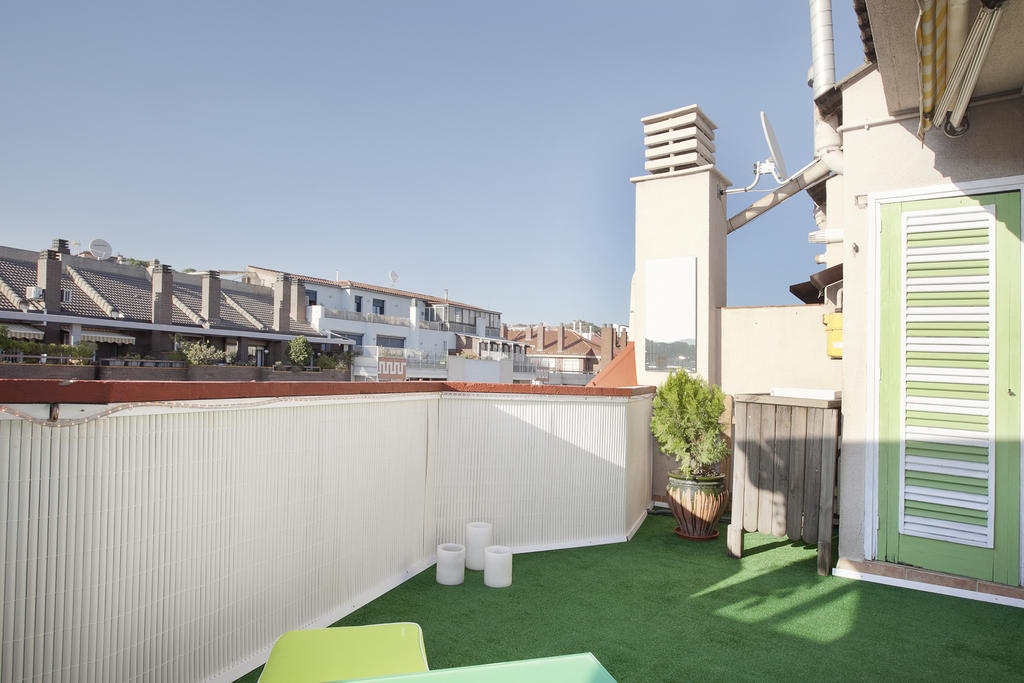 Atic Gaudi-Gracia Apartment Barcelona Exterior foto